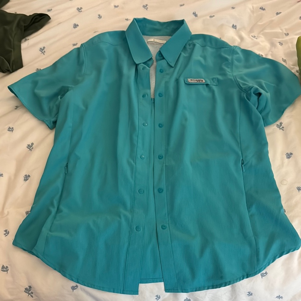 Turquoise Short Sleeve Button-Up Shirt